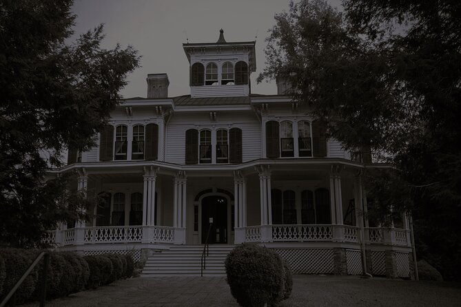 2-hour-helen-haunts-and-history-walk-tour