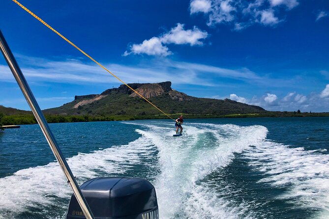 2-hour-private-boat-tour-spanish-waters-swim-stop