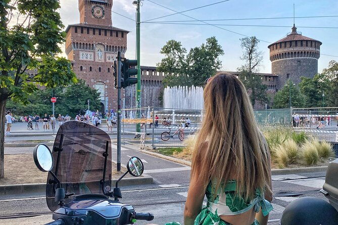 2-hour-private-guided-tour-of-milan-by-electric-scooter-2