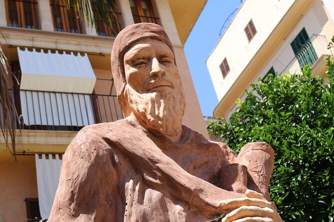 2-hour-private-walking-tour-through-palmas-jewish-quarter