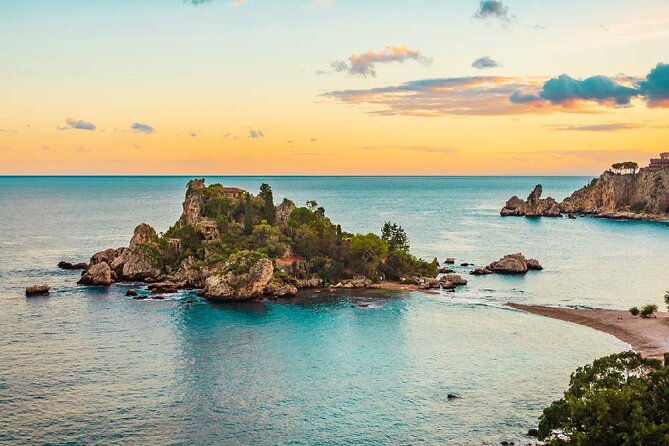 2-hour-sunset-dolphin-watching-shared-tour-in-luxury-boat