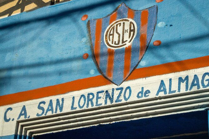 2-hours-football-and-street-art-walking-tour-in-buenos-aires