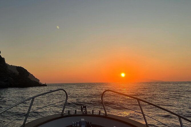 2-hours-guided-sunset-tour-of-the-island-of-capri-with-aperitif