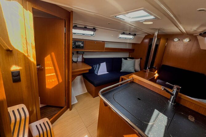2-hours-private-sailing-experience-in-cascais
