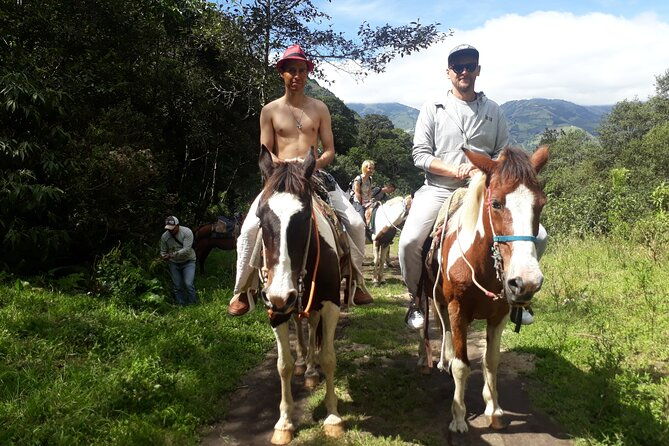 2-hours-small-group-horseback-riding-experience-in-banos