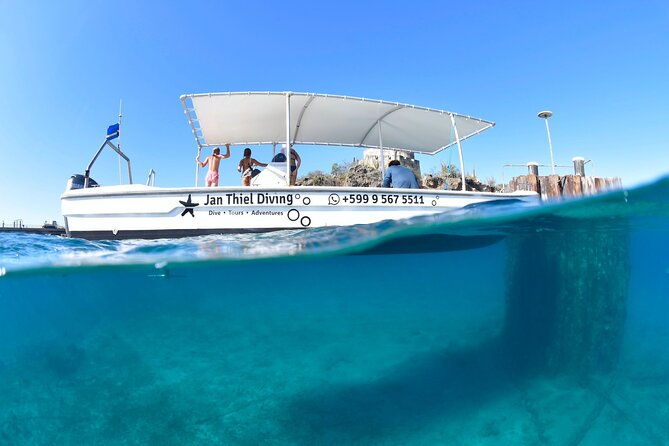 2-tank-guided-boat-dive-in-curacao