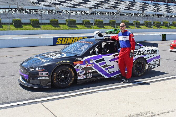 20-mile-stock-car-drive-experience-at-pocono-raceway