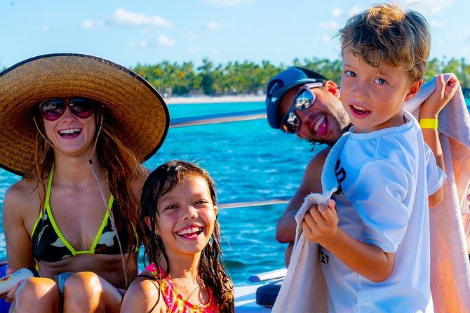 3-adventures-sailing-catamaran-cruise-hooka-diving-snorkeling