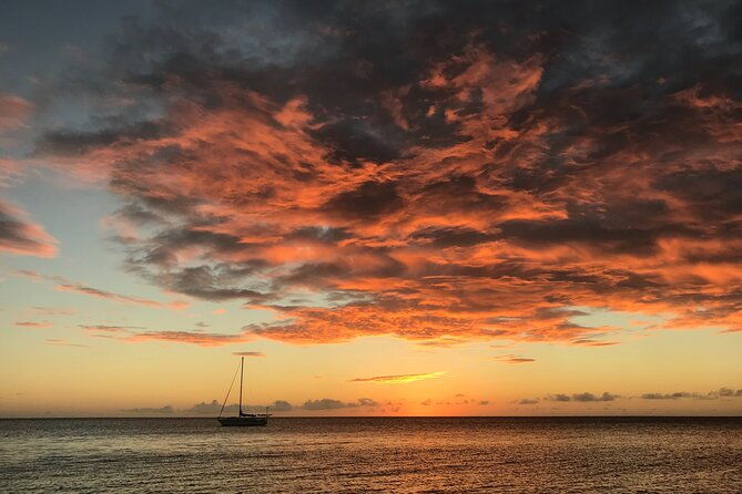 3-hour-glow-worm-sunset-cruise-from-providenciales