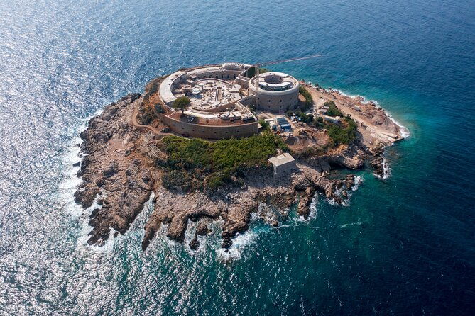 3-hour-private-blue-cave-tour