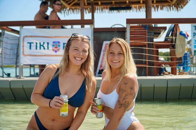 3-hour-tiki-pub-tropical-beach-getaway-cruise
