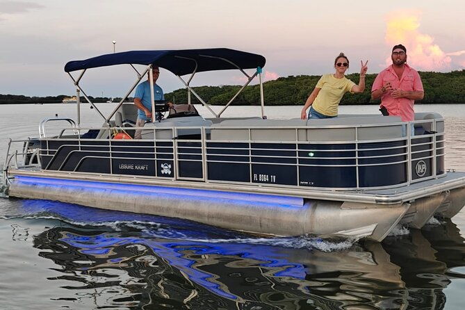 3-hours-pontoon-private-boat-tour