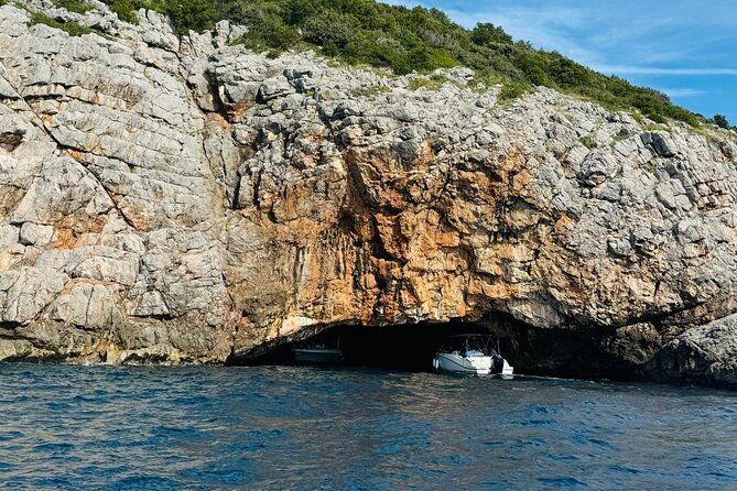 3-hours-private-blue-cave-adventure