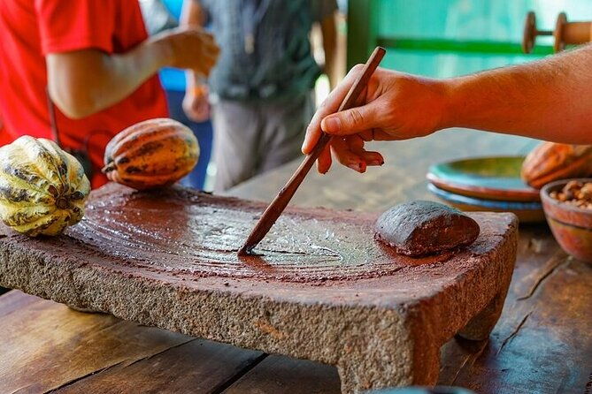 3-in-1-monteverde-cloud-forest-coffee-chocolate-and-sugar-cane-tour