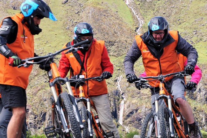 4-days-machu-picchu-with-biking-rafting-ziplining