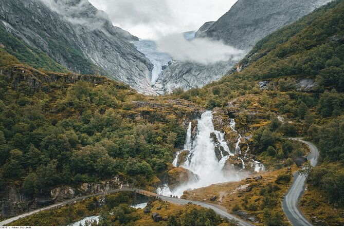 4-hour-briksdal-glacier-tour-in-briksdalsbreen-oldedalen