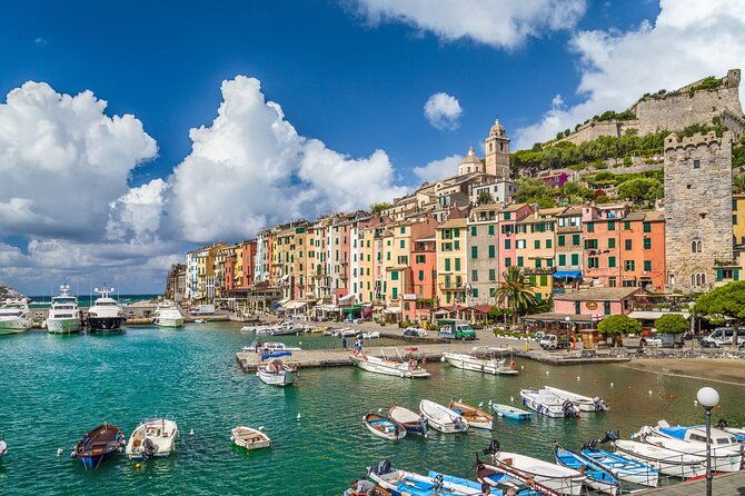 4-hour-guided-boat-tour-with-aperitif-at-sunset-in-spezia