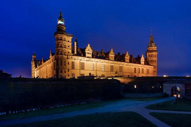 4-hour-private-hamlet-castle-tour-from-copenhagen-2