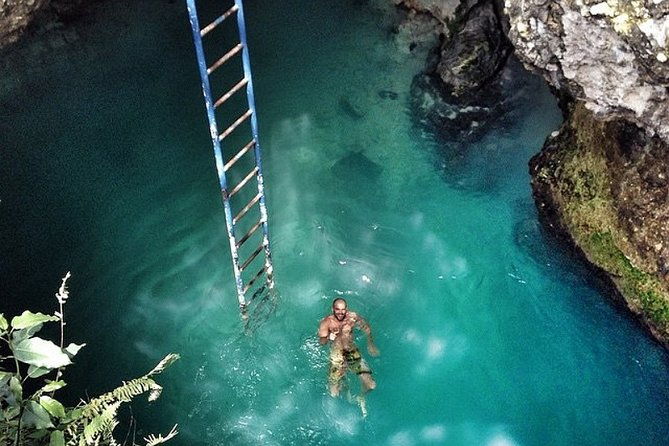 4-negril-full-day-guided-sunset-tours-7miles-beach-blue-hole-ricks-cafe