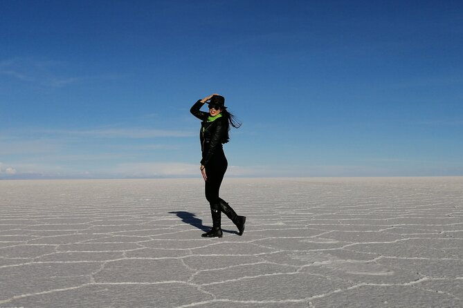 5-hour-uyuni-salt-flat-tour-stargazing-and-sunset-sunrise-in-group