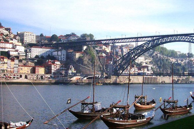 6-day-north-portugal-tour-porto-braga-fatima-coimbra-guimaraes-aveiro-and-batalha-from-lisbon