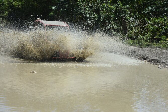 7-waterfalls-damajagua-and-dune-buggy