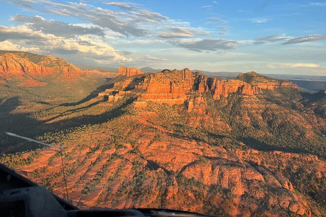 80-mile-heli-tour-epic-panoramas-canyons-and-ancient-ruins