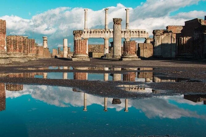 830-a-m-pompeii-and-panoramic-photos-of-naples-morning