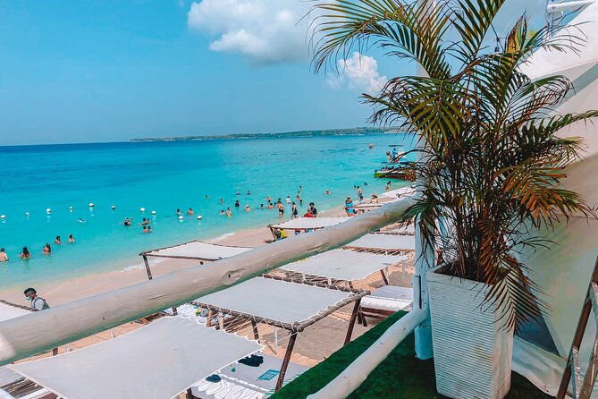 a-day-on-the-beach-at-nena-beach-to-rest-on-isla-baru-in-cartagena