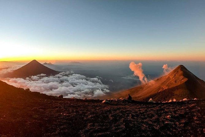 acatenango-sunset-eruptions-4wd-adventure-with-meal