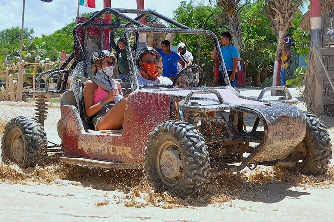 adventure-buggies-small-group-punta-cana