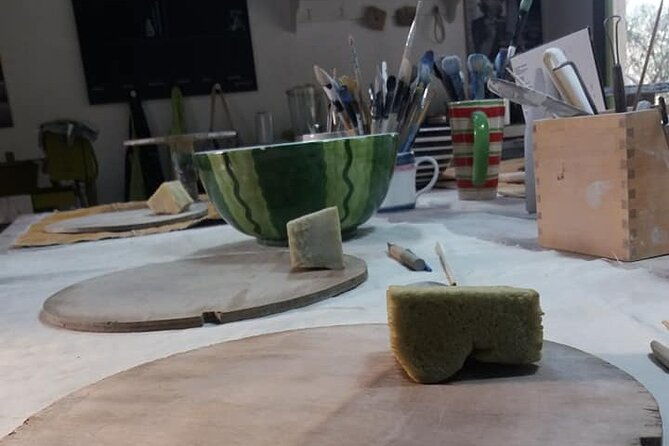 aegina-ceramics-class-learn-the-magic-of-this-art-be-inspired-create