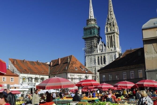 afternoon-walk-through-the-upper-town-with-funicular-ride