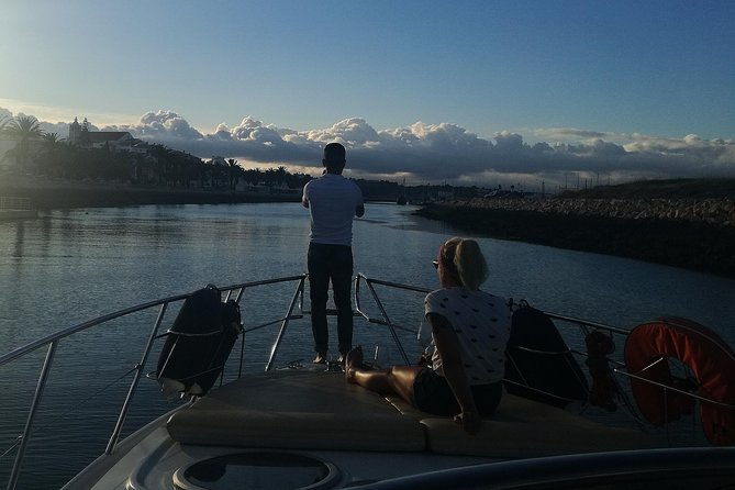 afternoon-yacht-charter-in-lagos-with-drinks-tapas-paddle-boards-and-kayak