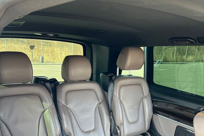airport-transfer-one-way-bucharest-otopeni-henri-coanda-airport