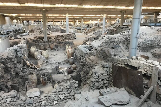 akrotiri-private-guided-tour-with-an-archaeologist