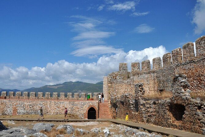 alanya-cable-car-red-tower-castle-walk-shipyard-tour