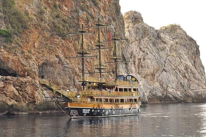 alanya-pirate-boat-trip-with-unlimited-drinks-lunch