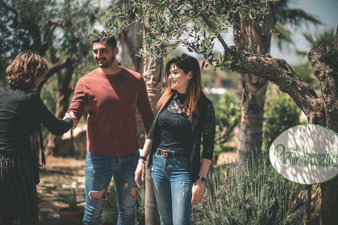 alcamo-farm-animals-and-aromatic-garden-2