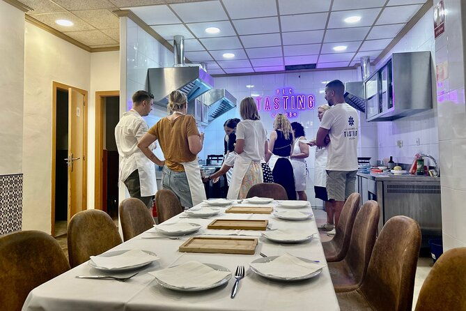 alicante-paella-cooking-class-tapas-drinks-and-marketplace