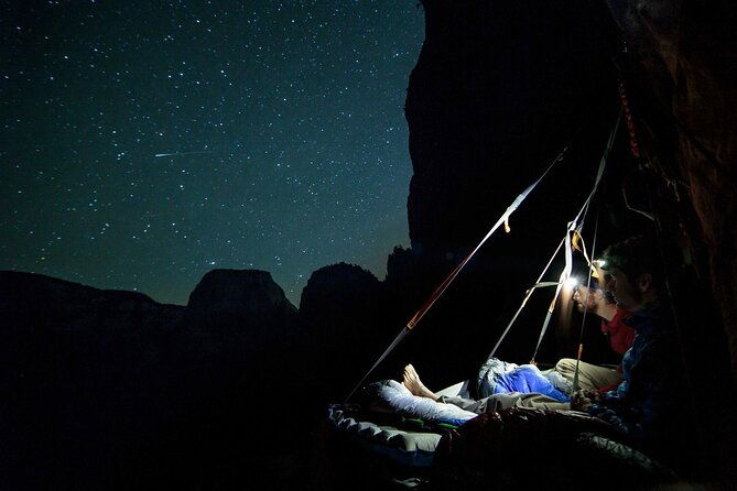alpine-cliff-camping-1000ft-off-the-ground-in-index-wa