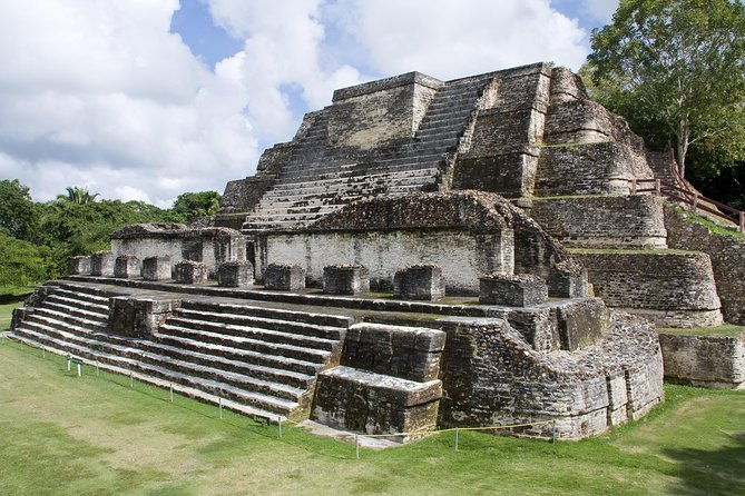 altun-ha-temple-howler-monkey-sanctuary