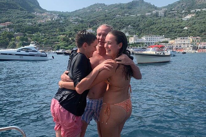 amalfi-coast-or-capri-private-boat-tour