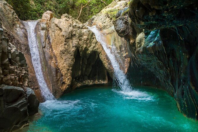 amber-cove-and-taino-bay-cruise-ship-waterfalls-of-damajagua