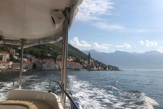 aphrodisiac-boat-tour-and-blue-cave-swimming