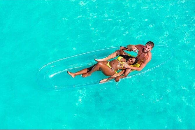 aqua-clear-kayak-on-exclusive-boat-tours