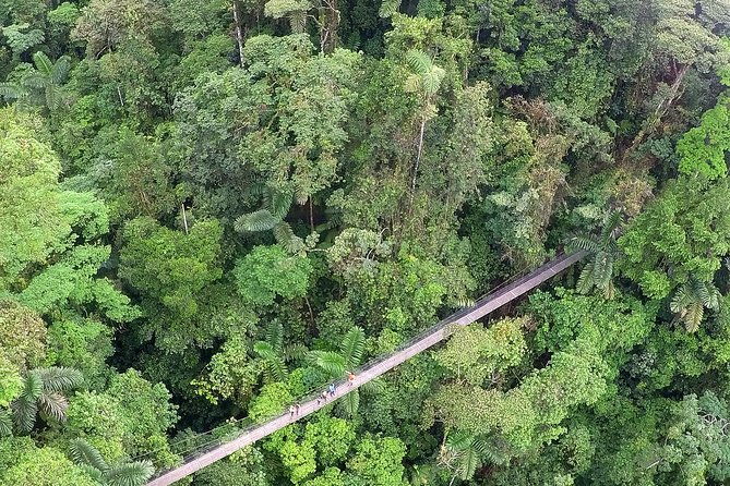 arenal-fusion-adventure-1-volcanowaterfall-hanging-bridges