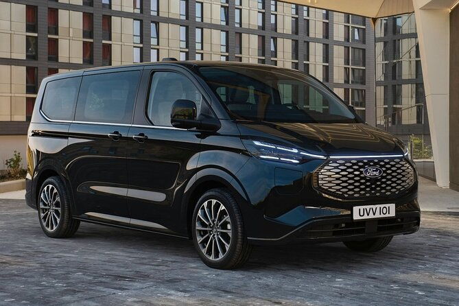 arrival-transfer-from-bari-bri-airport-to-bari-or-brindisi-city