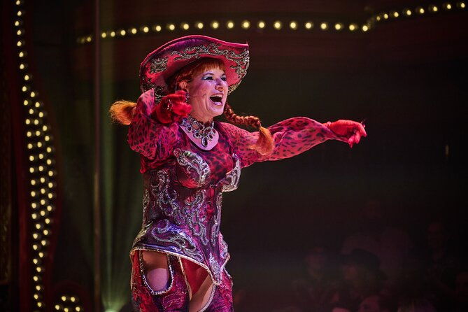 atomic-saloon-show-at-the-venetian-resort