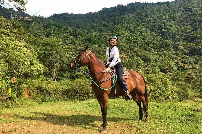 authentic-colombian-horseback-ride